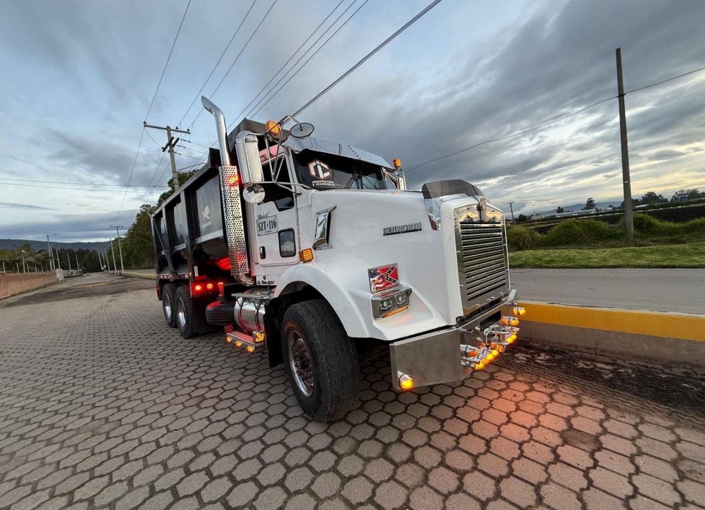 alquiler de volquetas en cota